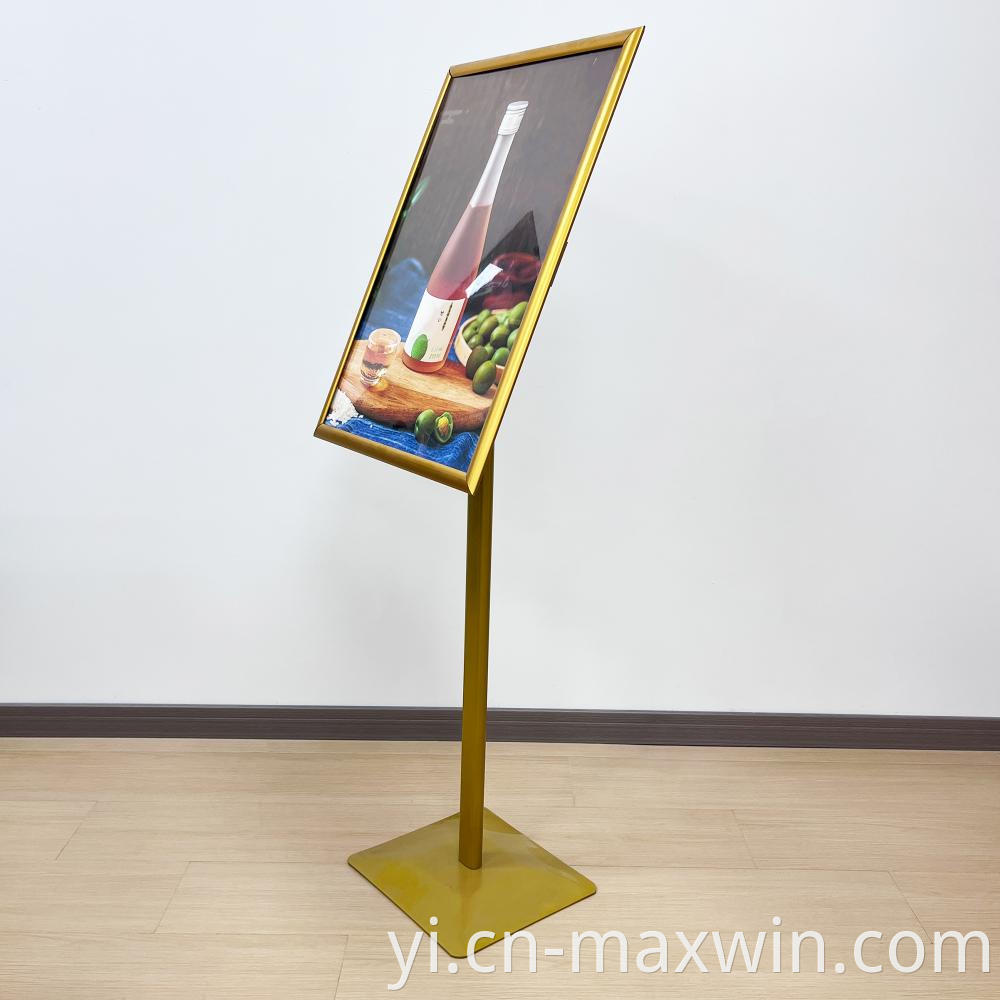 באַנער שטיין דרויסנדיק אַ ראַם צייכן Banner Stand Outdoor A Frame Sign